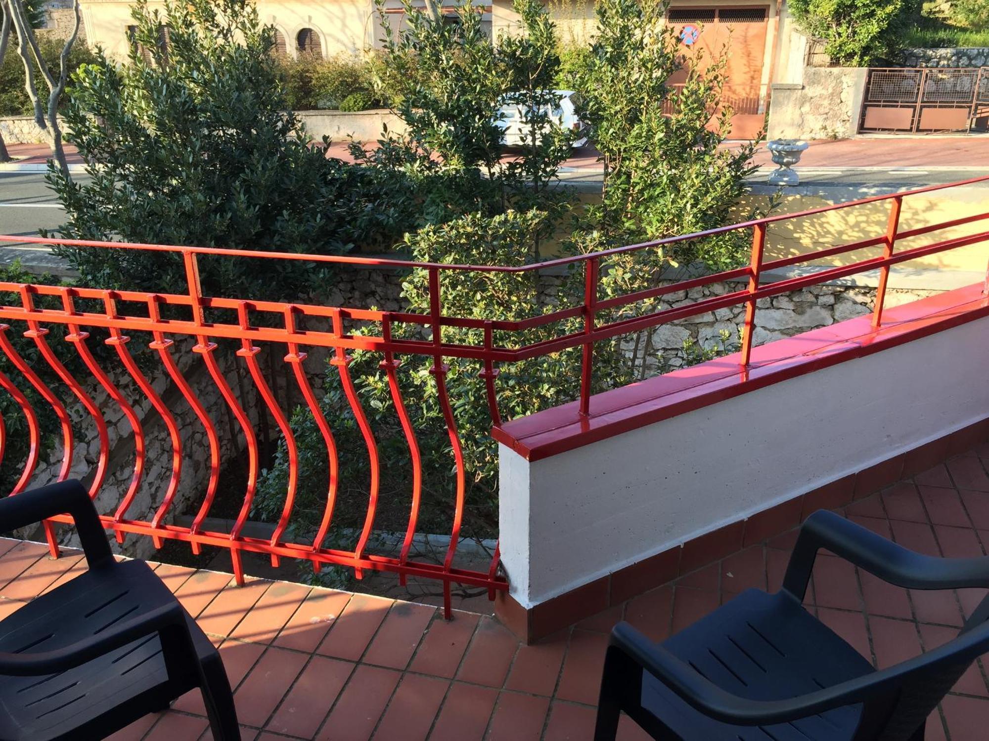 נובי ווינודולסקי Hotel Ruza מראה חיצוני תמונה