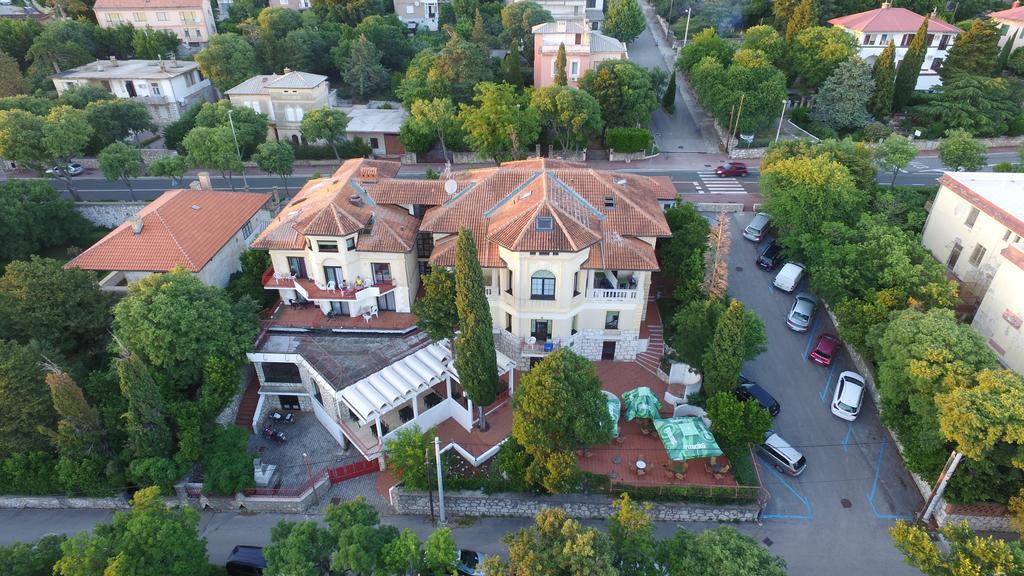 נובי ווינודולסקי Hotel Ruza מראה חיצוני תמונה